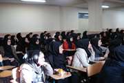 برگزاری کلاس آموزشی کاهش مصرف قند و چربی در مرکز بهداشتی درمانی میثم